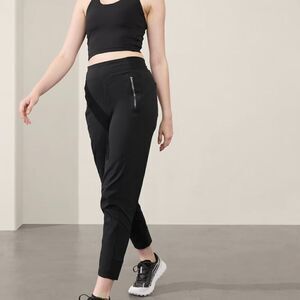 Athleta Trekkie North High Rise Jogger Size 0 Black Gorpcore Athletic